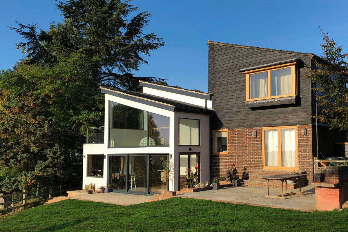 Macintosh Davies -Orchard House01